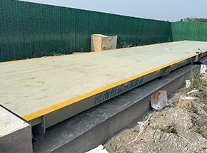 海南萬(wàn)寧市海南隆祥康復(fù)醫(yī)院項(xiàng)目100噸地磅